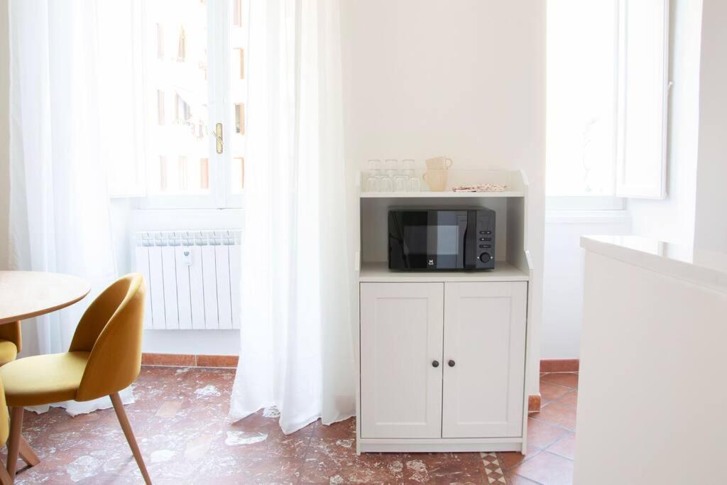Appartamento Di Charme San Giovanni - Colosseo โรม ภายนอก รูปภาพ
