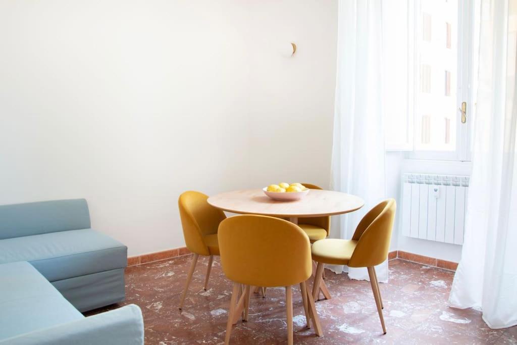 Appartamento Di Charme San Giovanni - Colosseo โรม ภายนอก รูปภาพ