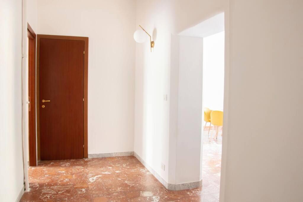 Appartamento Di Charme San Giovanni - Colosseo โรม ภายนอก รูปภาพ